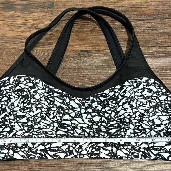 Lululemon sports bra 'Ice Breaker White Black' Size S - Picture 3 of 4